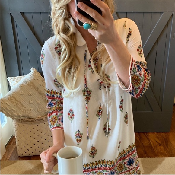 Dresses & Skirts - ❣️SALE❣️🎉HP🎉 🆕 Spring Boho Floral Dress